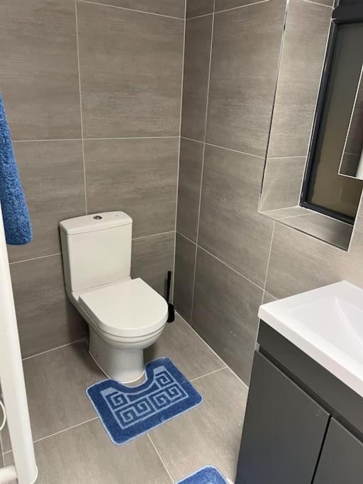 אילינג 004- Brand New 1 Bedroom Apartment F1 מראה חיצוני תמונה
